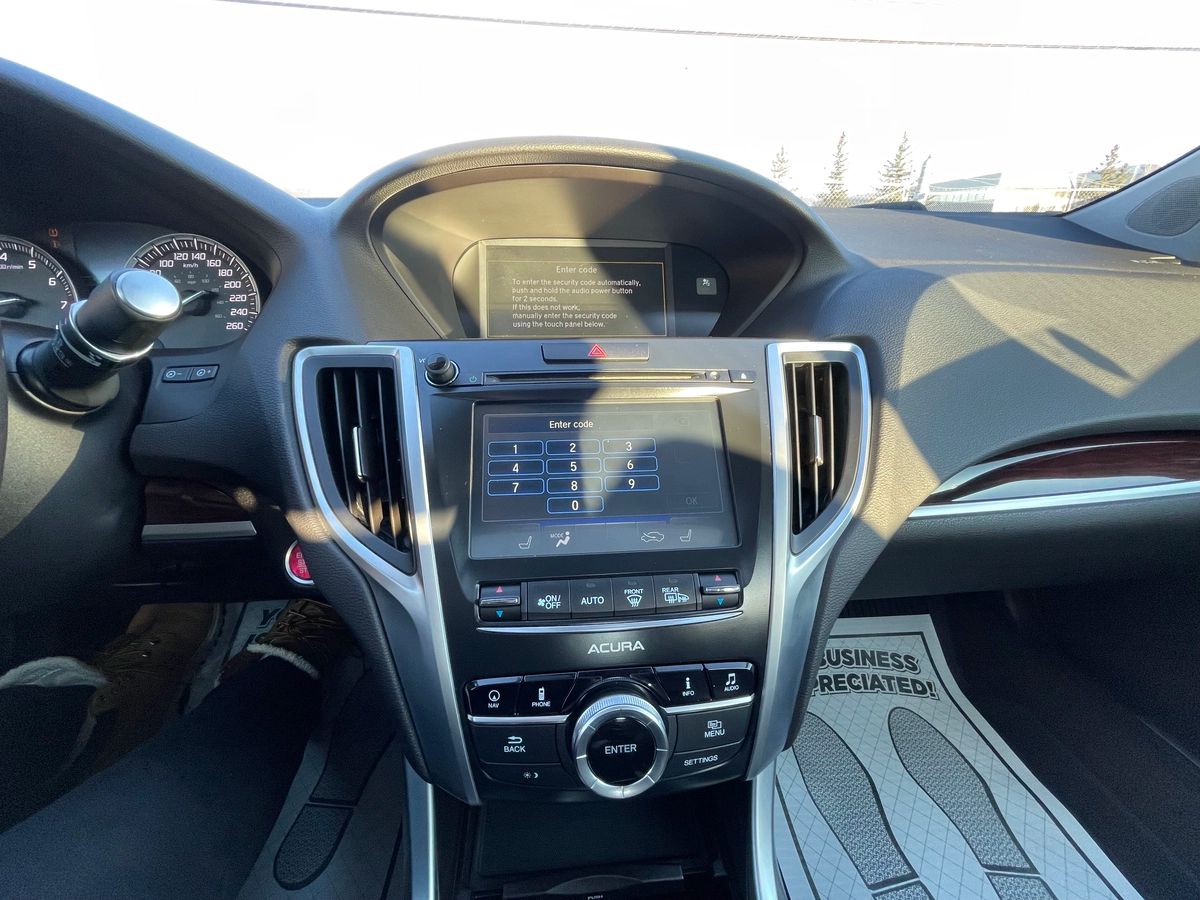 2015 Acura TLX - Image 30