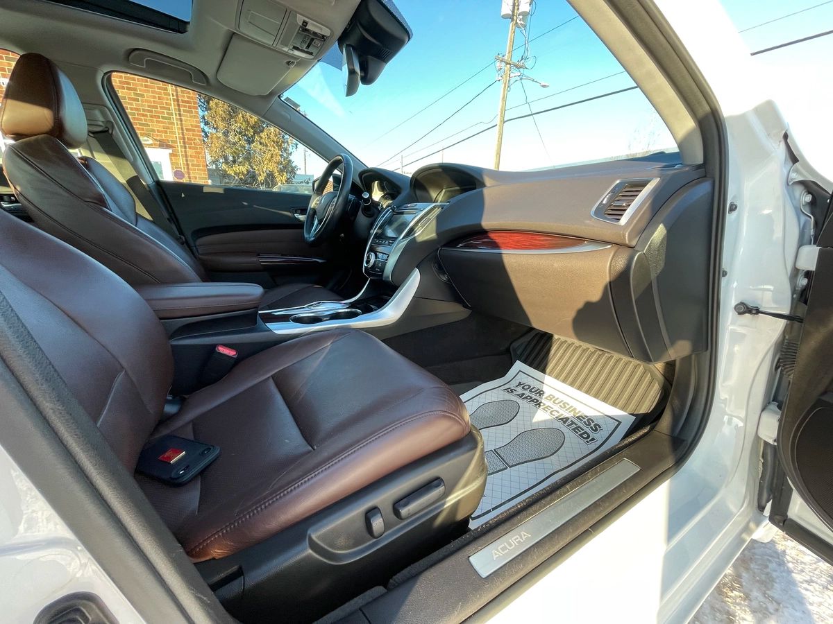 2015 Acura TLX - Image 23