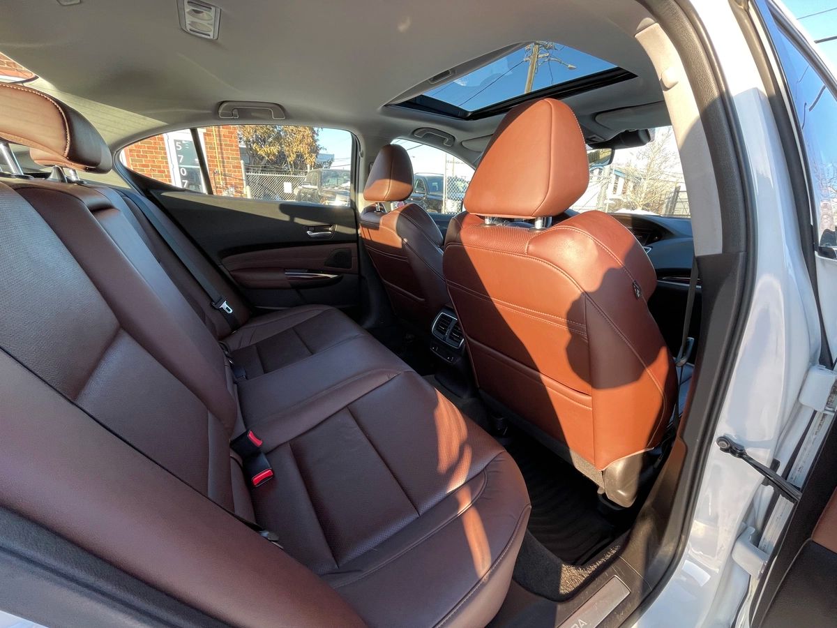 2015 Acura TLX - Image 20