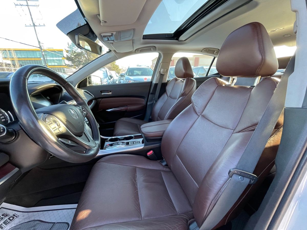 2015 Acura TLX - Image 13