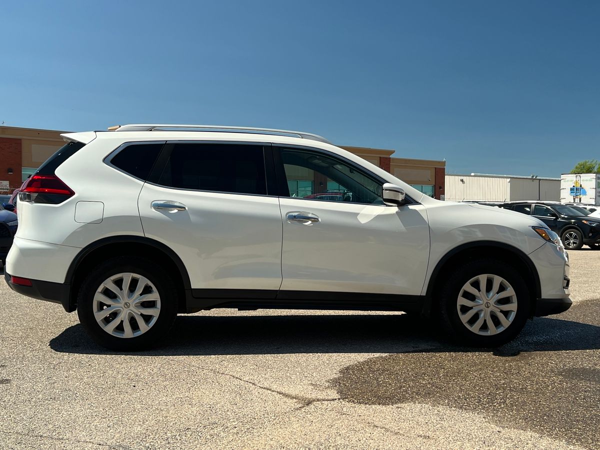 2018 Nissan Rogue - Image 8