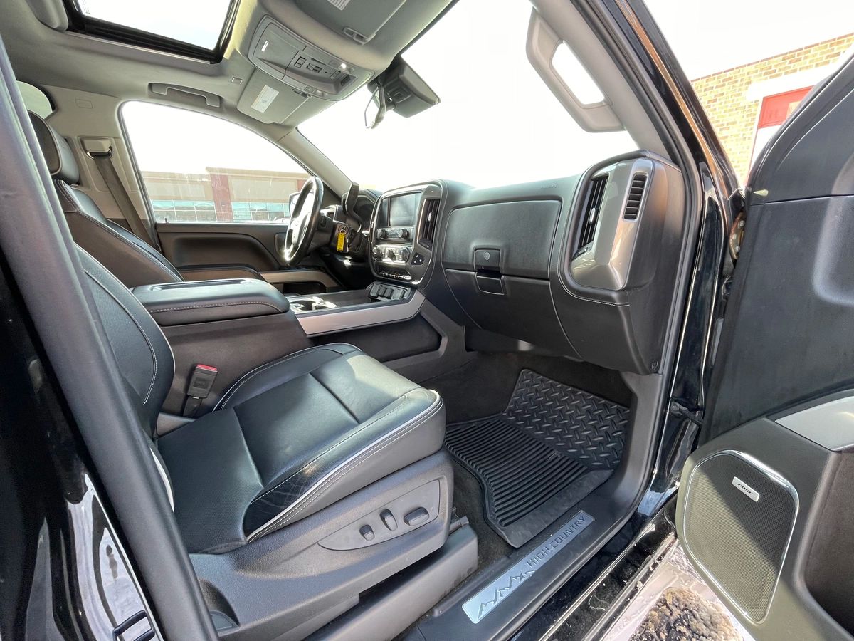 2018 Chevrolet Silverado 1500 - Image 23