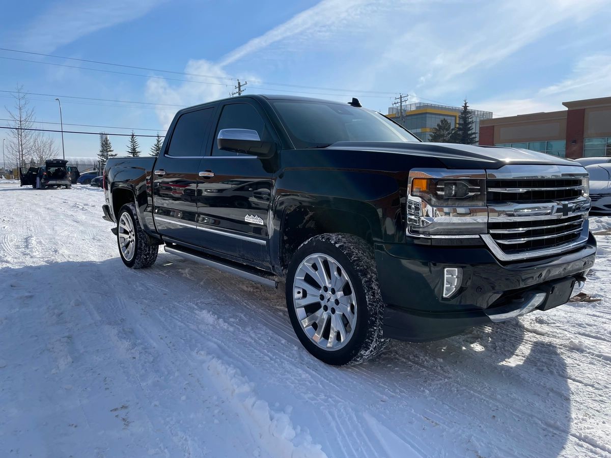 2018 Chevrolet Silverado 1500 - Image 3