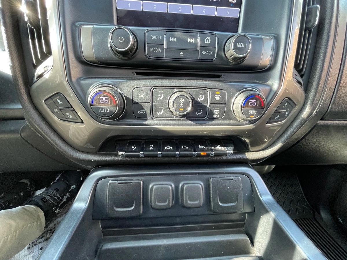 2018 Chevrolet Silverado 1500 - Image 28