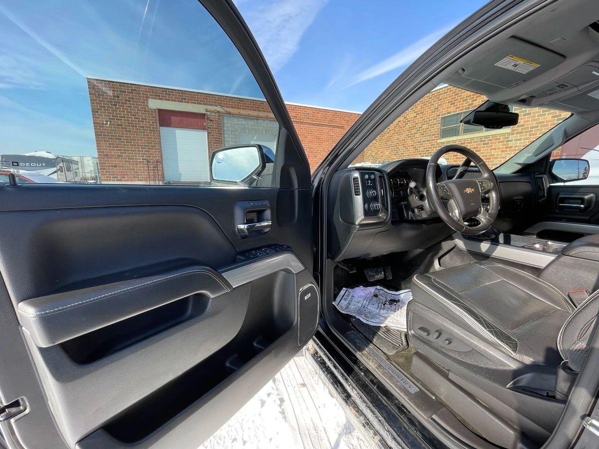 2018 Chevrolet Silverado 1500 - Image 15