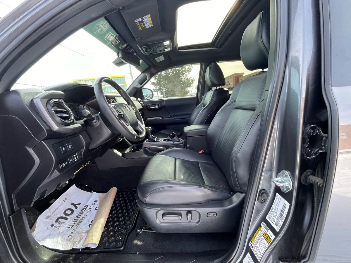 2023 Toyota Tacoma - Image 10