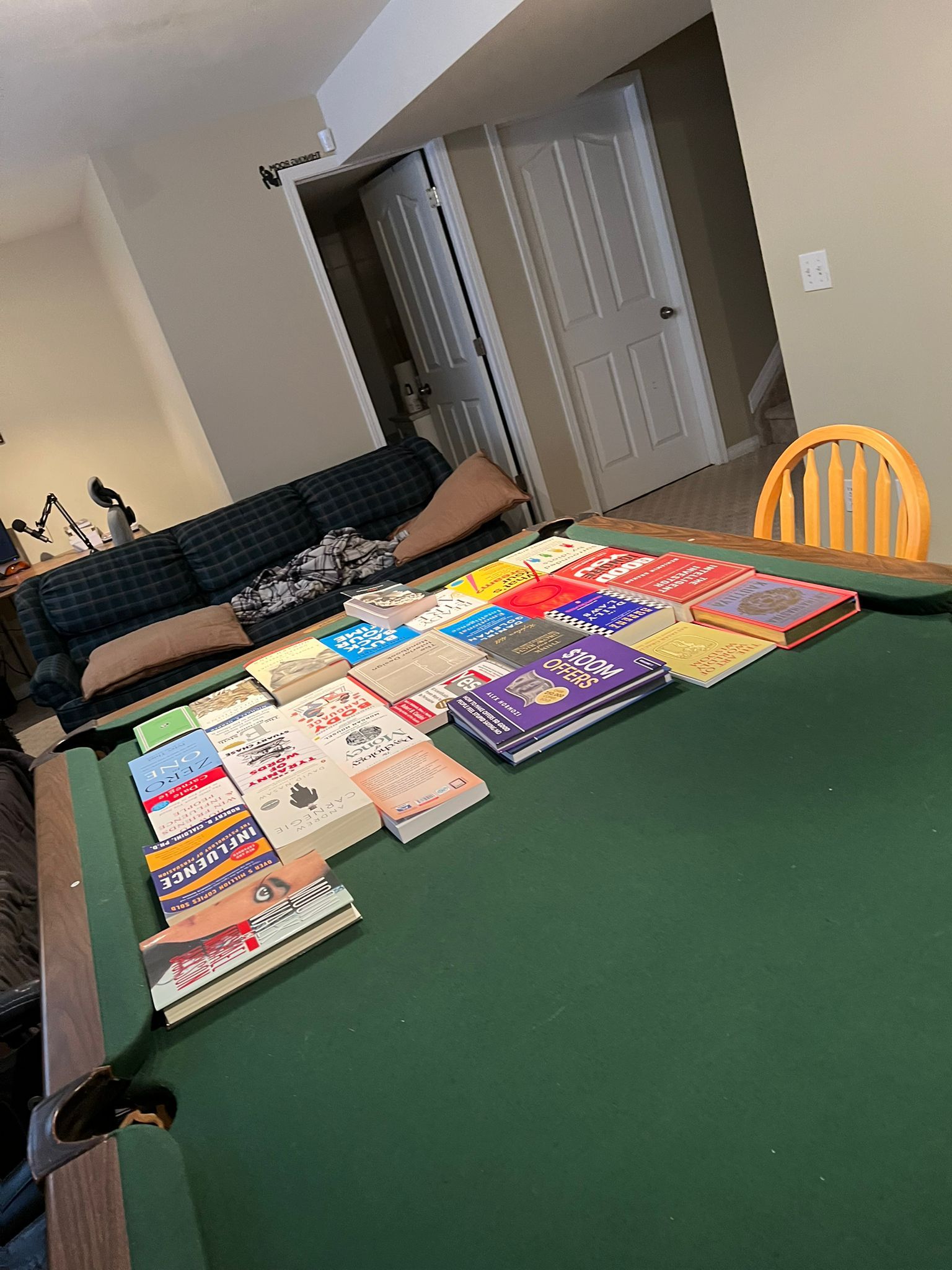 2018 Chevrolet Silverado 1500 - Image 40