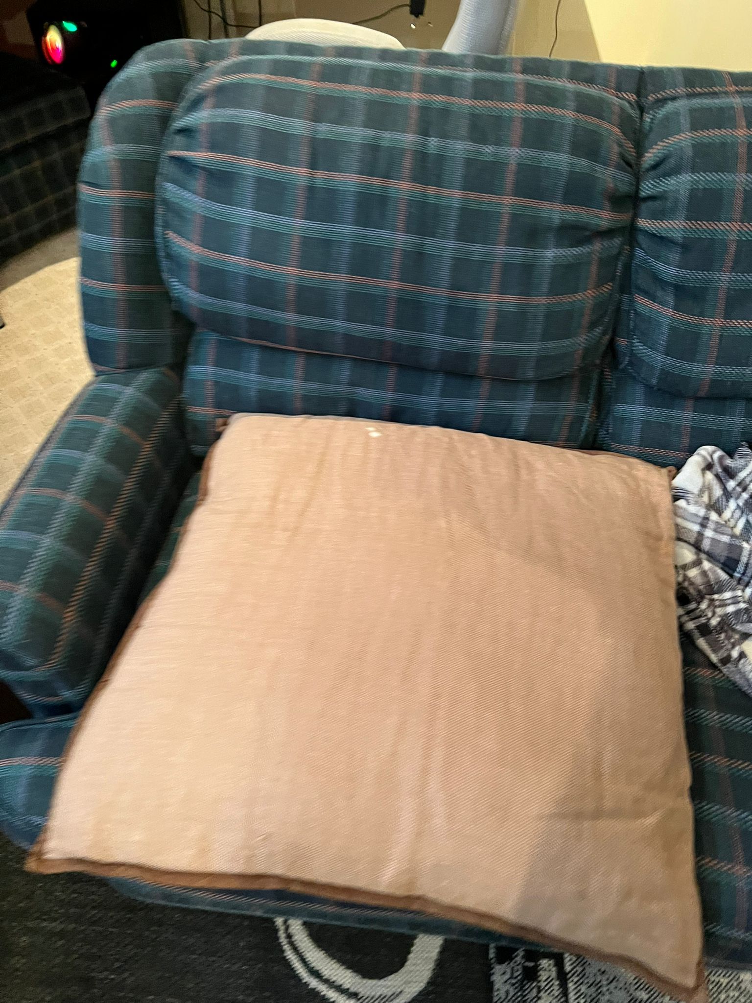 2018 Chevrolet Silverado 1500 - Image 14