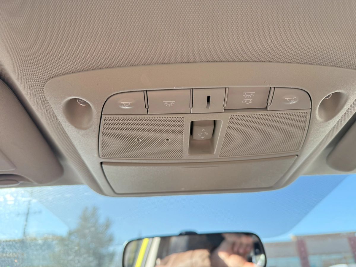 2017 Nissan Qashqai - Image 29