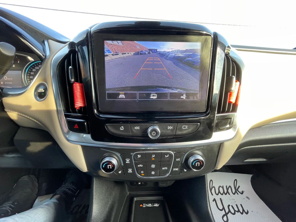 2022 Chevrolet Traverse - Image 36