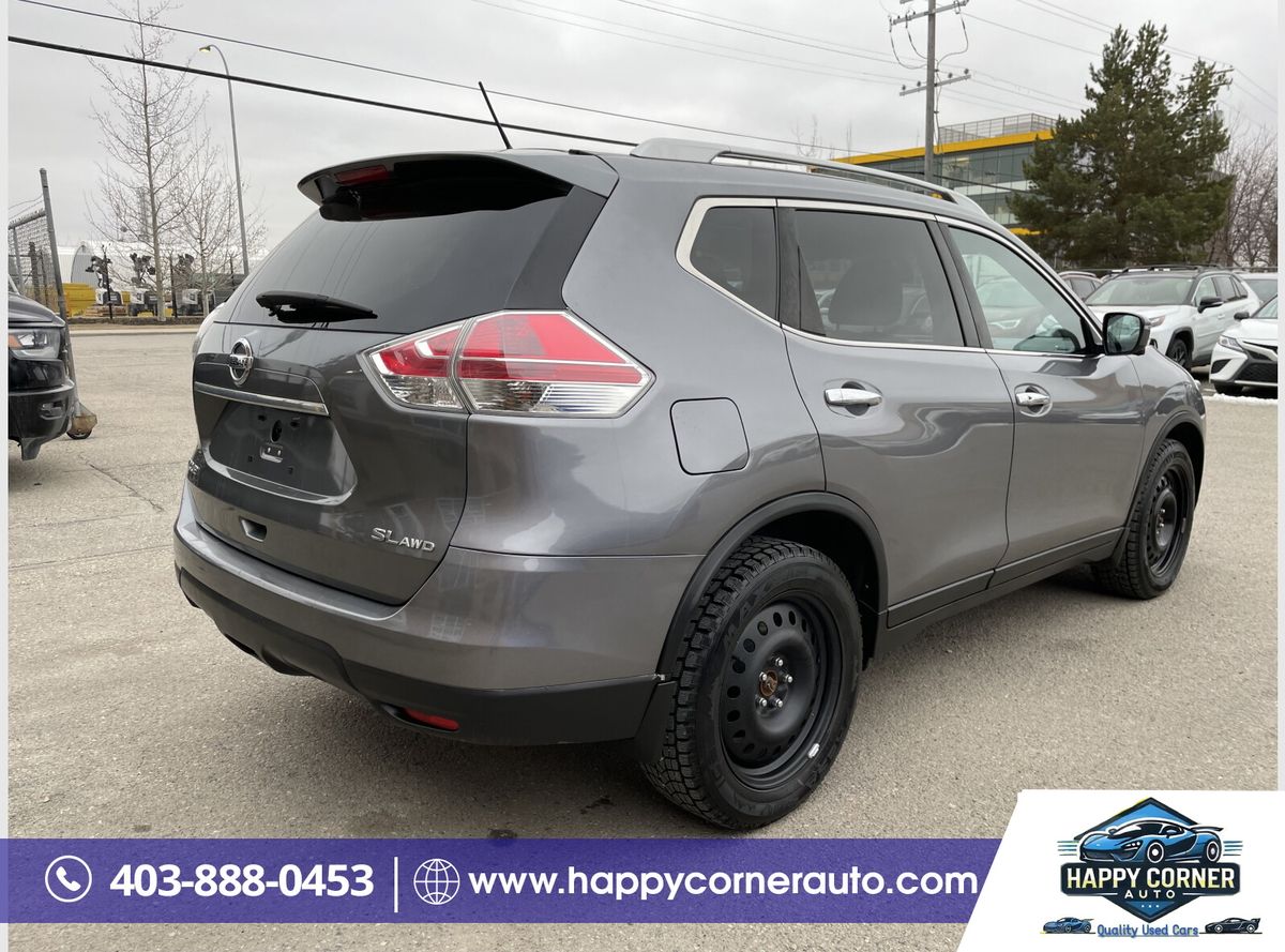 2016 Nissan Rogue - Image 1