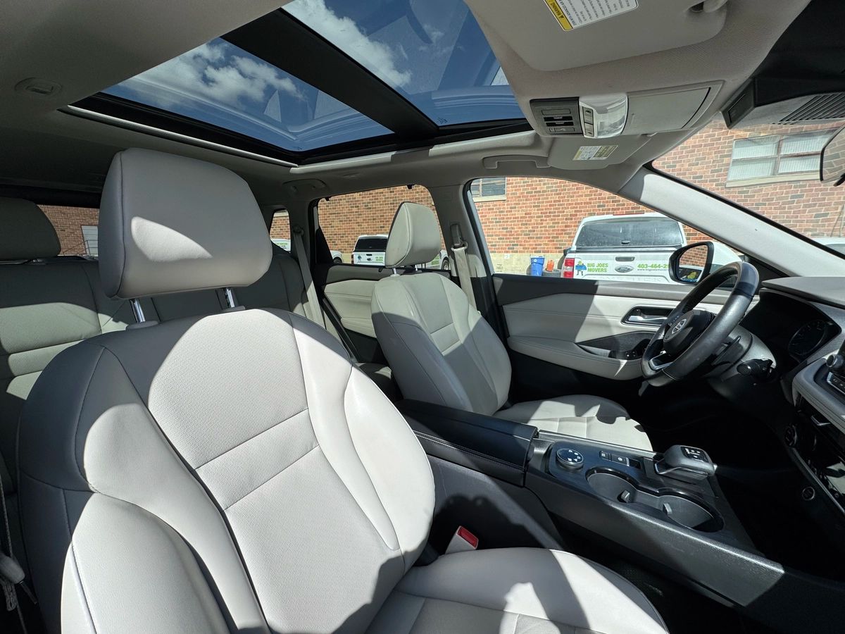 2021 Nissan Rogue - Image 30