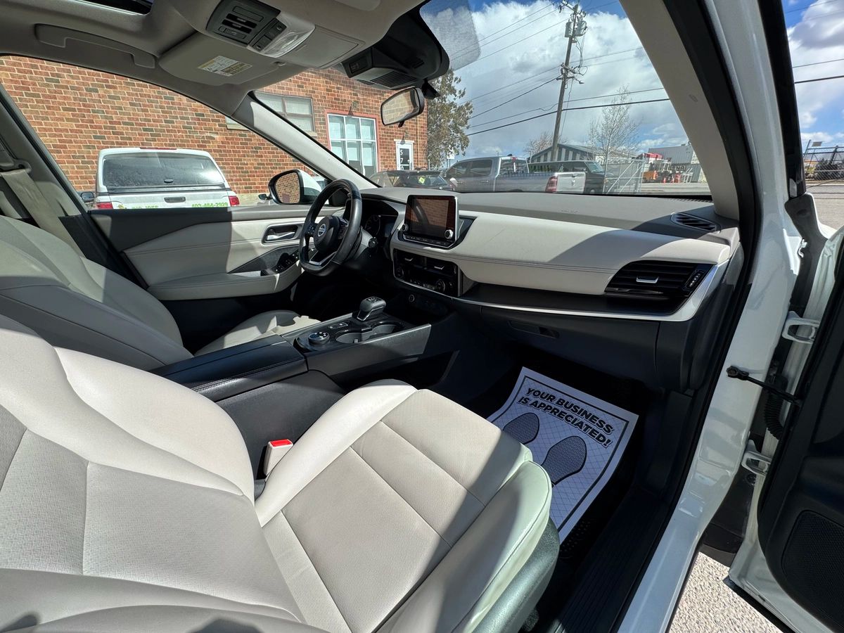 2021 Nissan Rogue - Image 29