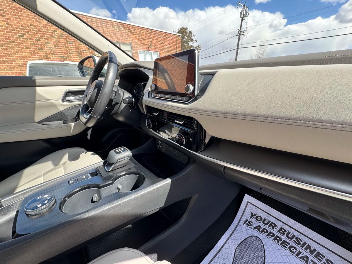 2021 Nissan Rogue - Image 31