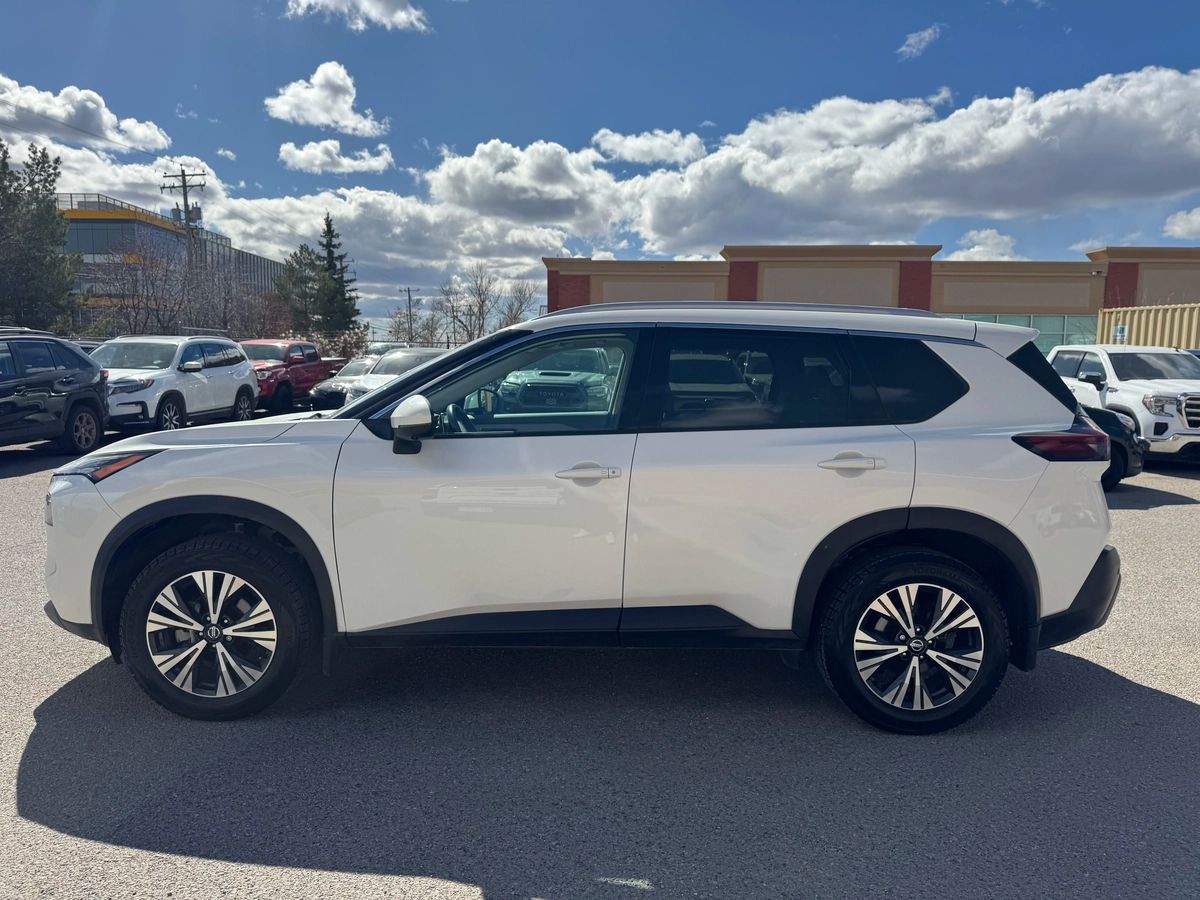 2021 Nissan Rogue - Image 8