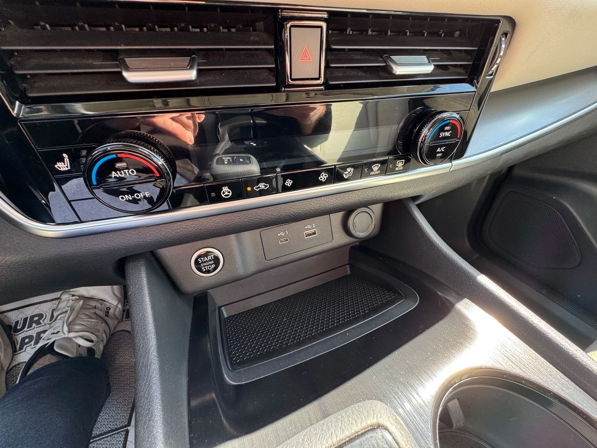 2021 Nissan Rogue - Image 34