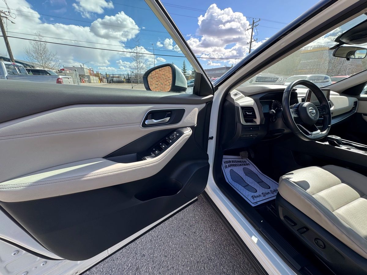 2021 Nissan Rogue - Image 15