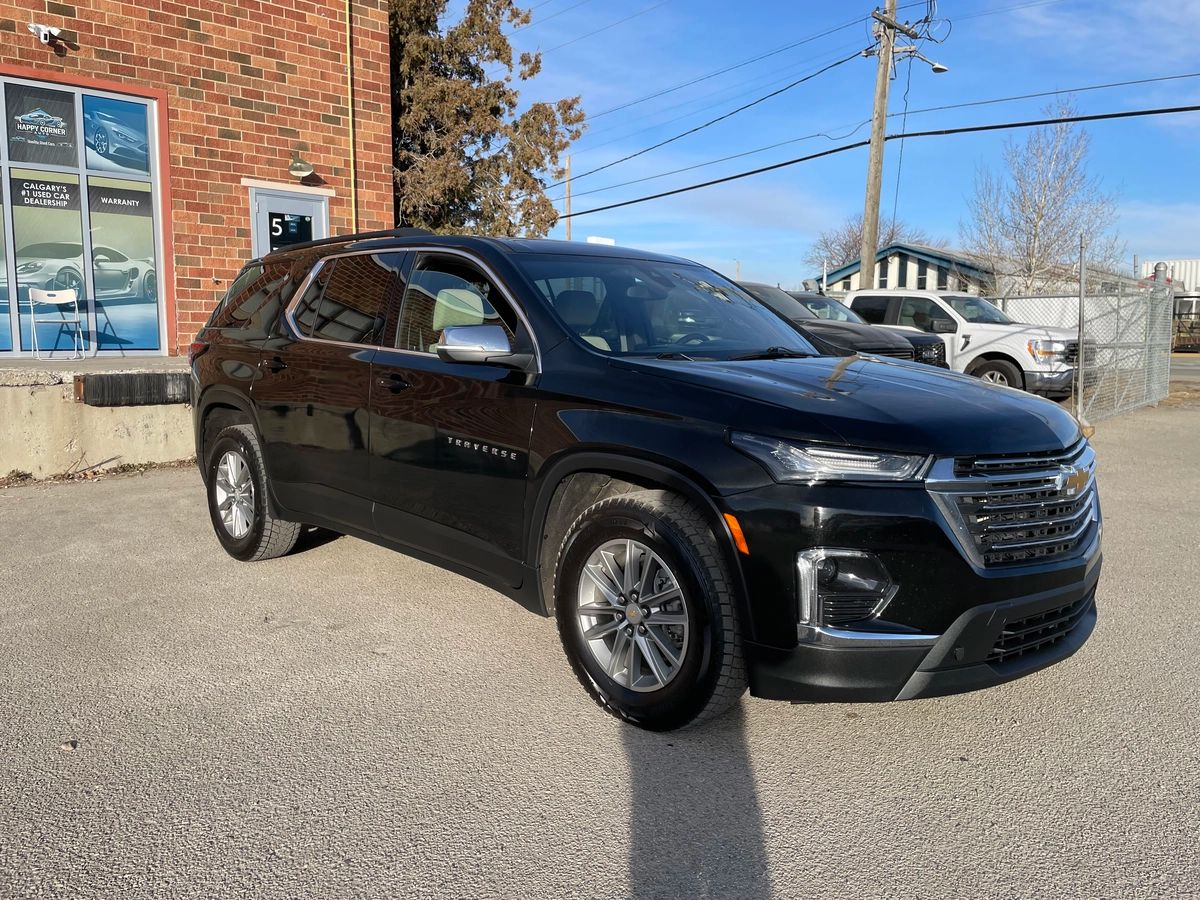 2022 Chevrolet Traverse - Image 3