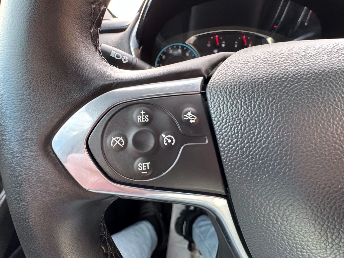 2023 Chevrolet Traverse - Image 35