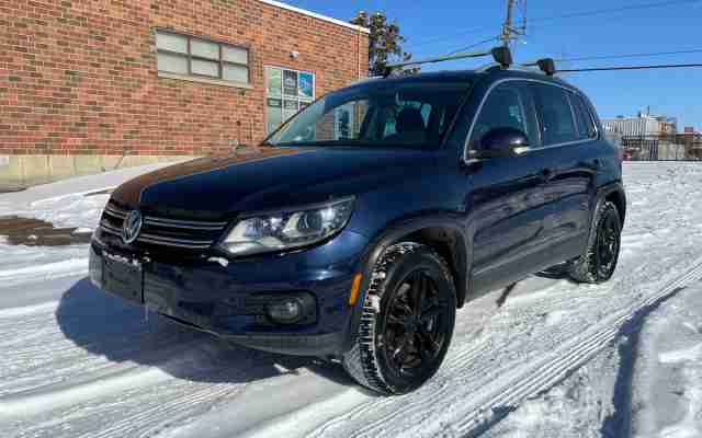 2012 Volkswagen Tiguan SE - Request more images