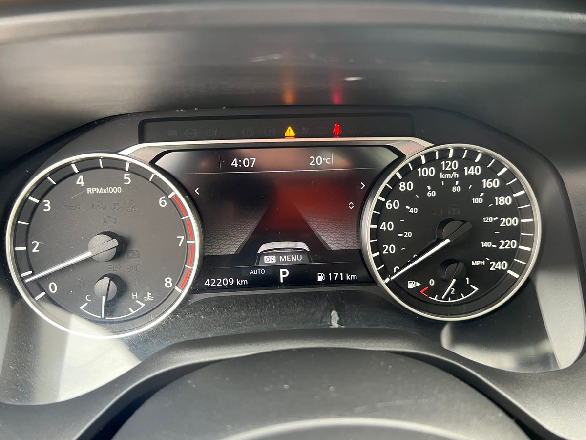 2023 Nissan Rogue - Image 15