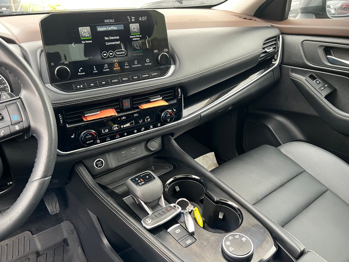 2023 Nissan Rogue - Image 16
