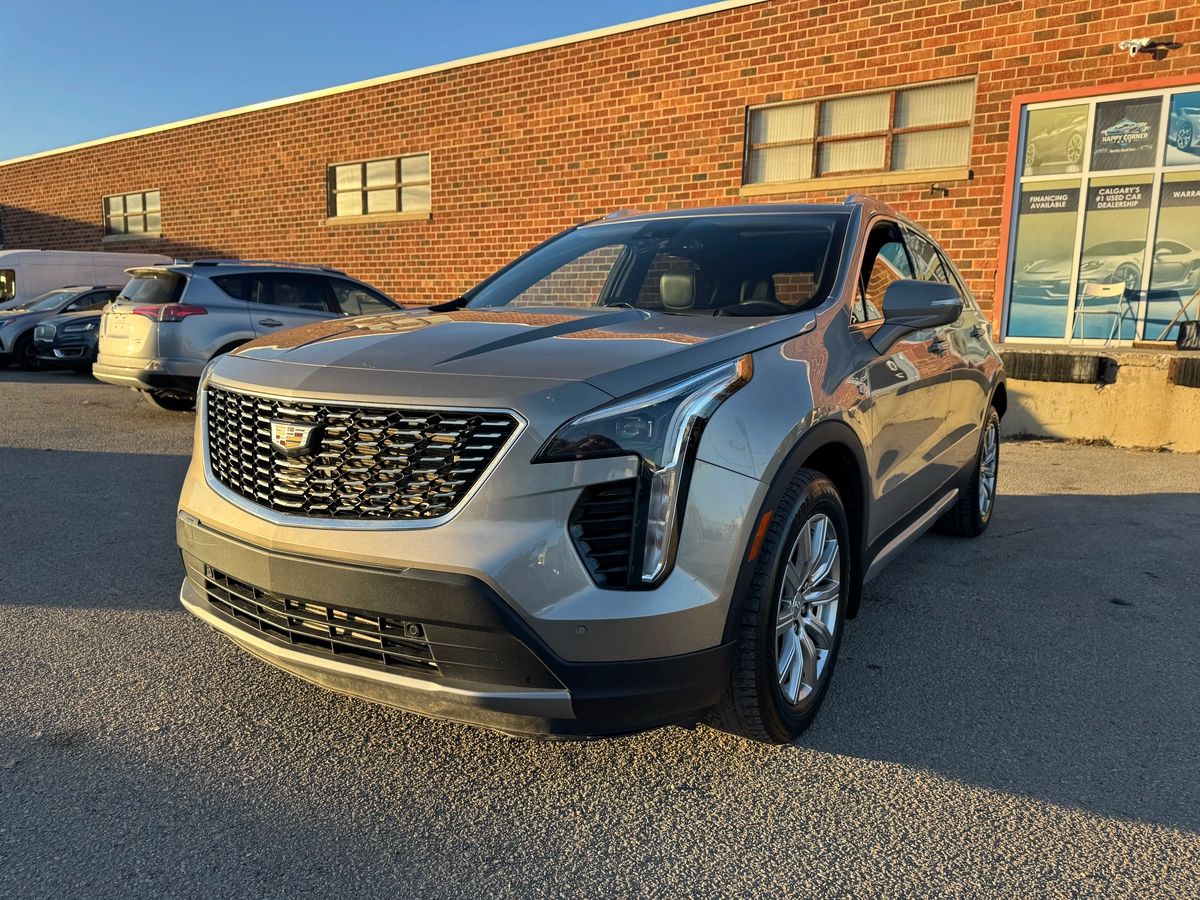 2023 Cadillac XT4 - Image 1