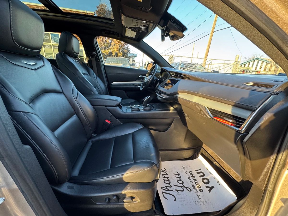 2023 Cadillac XT4 - Image 26