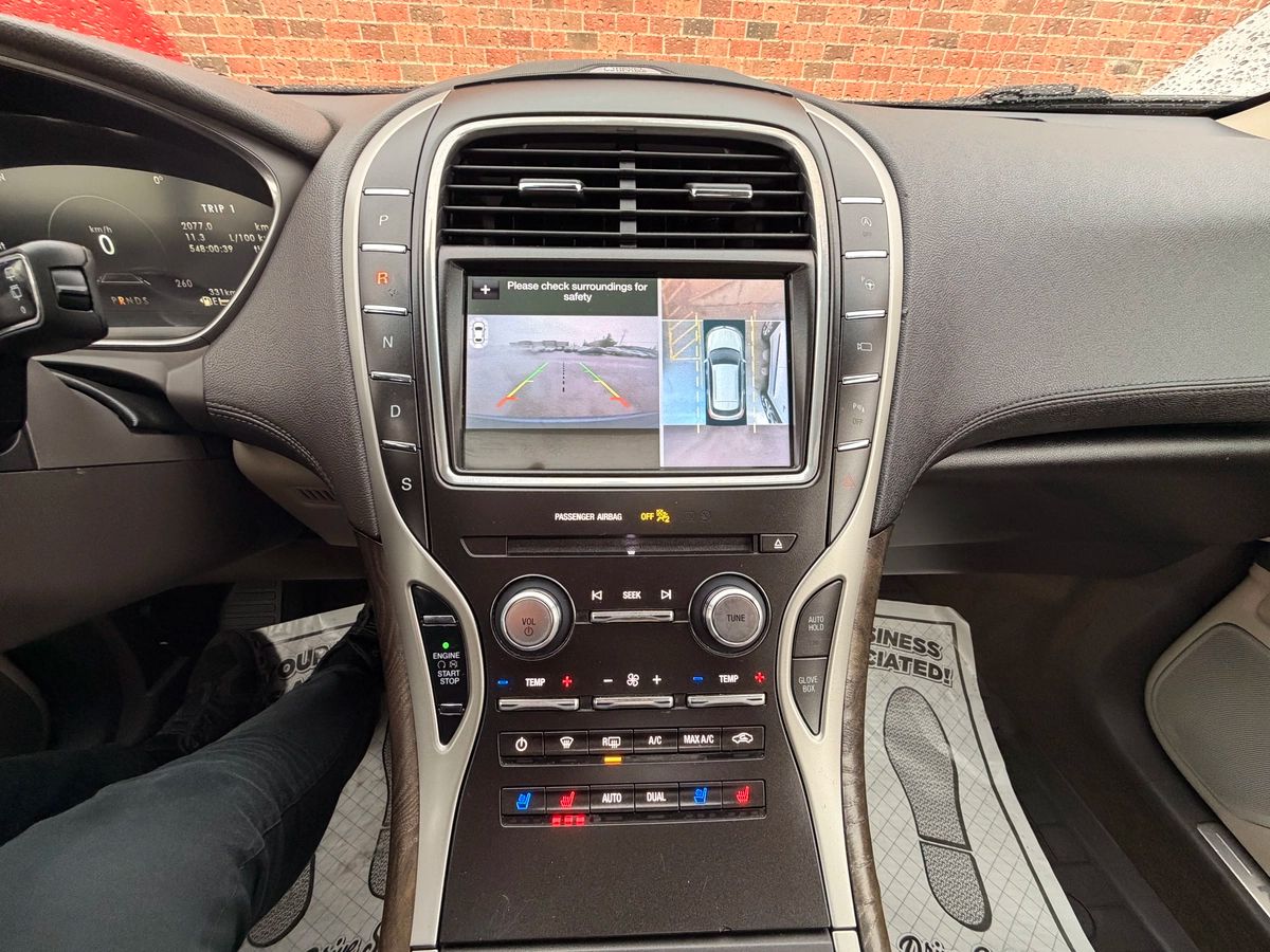 2019 Lincoln Nautilus - Image 27