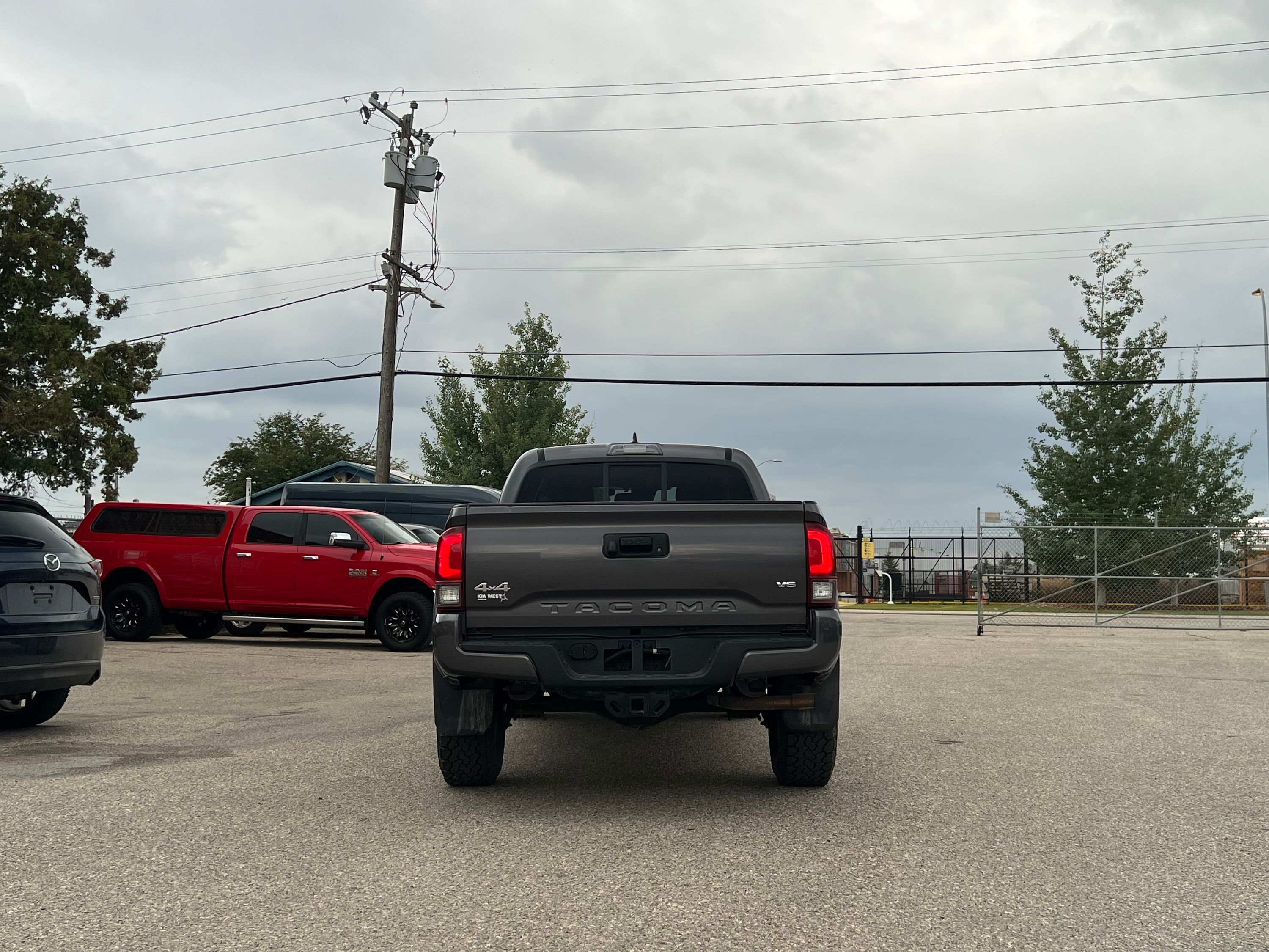 2018 Toyota Tacoma - Image 6