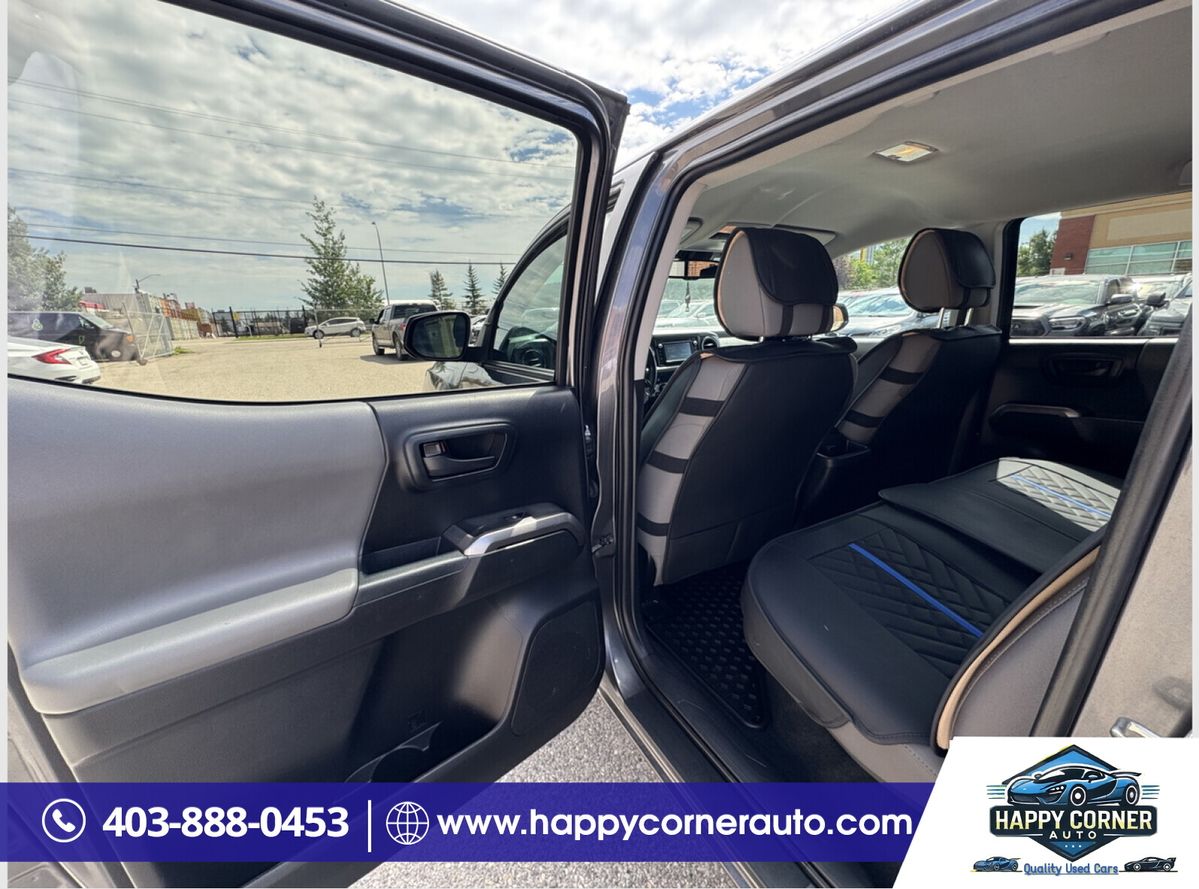 2018 Toyota Tacoma - Image 28