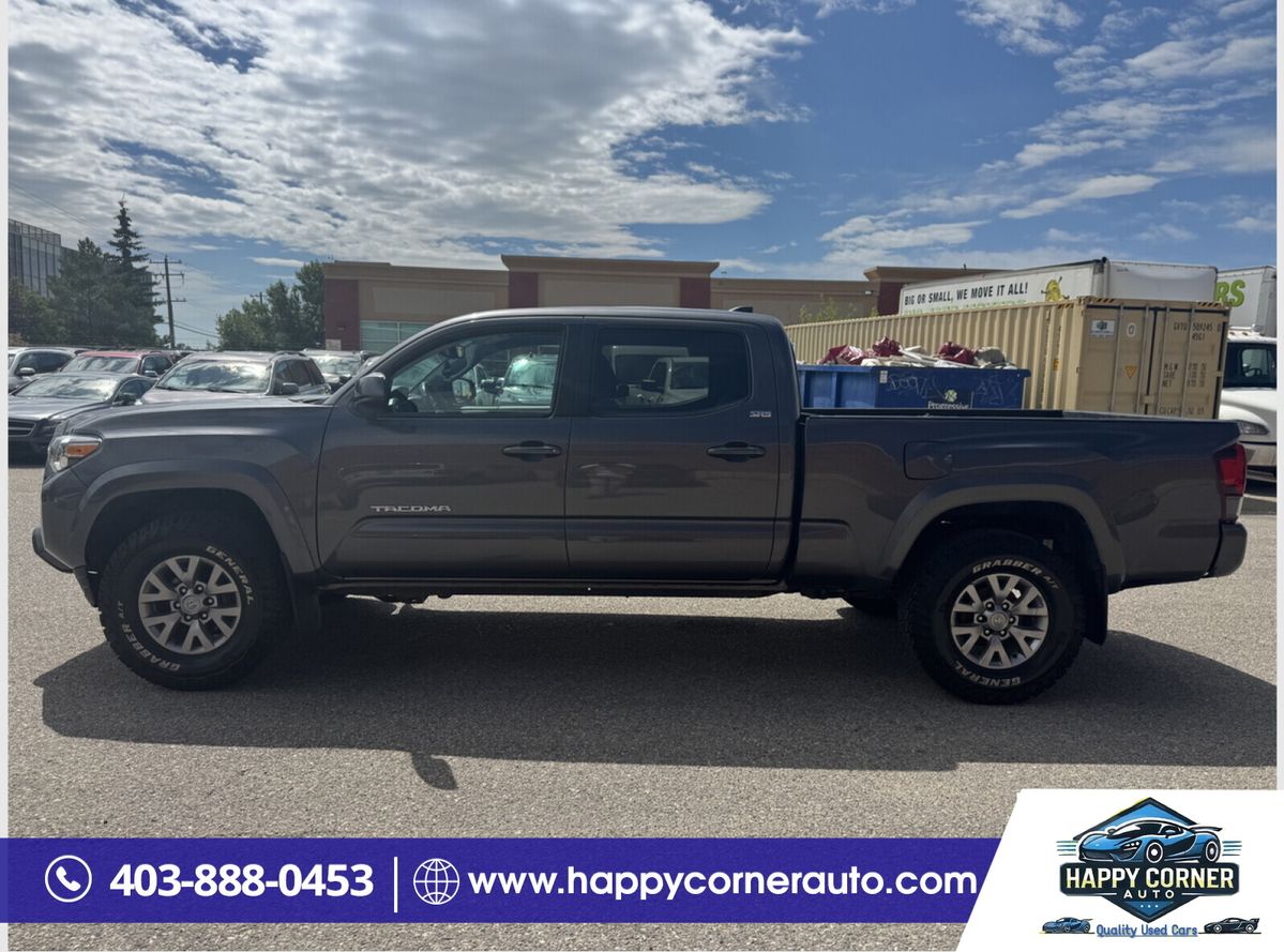 2018 Toyota Tacoma - Image 5