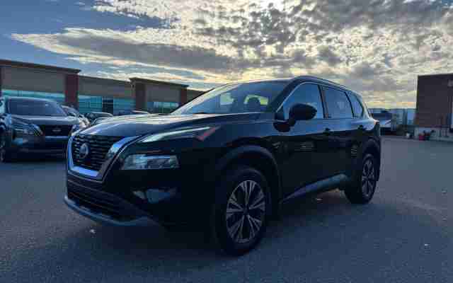 2023 Nissan Rogue SV - Request more images