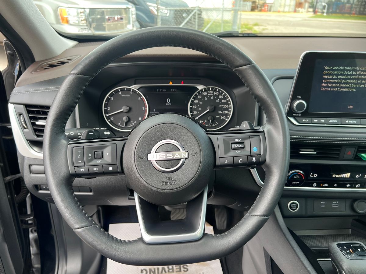 2023 Nissan Rogue SV - Image 16