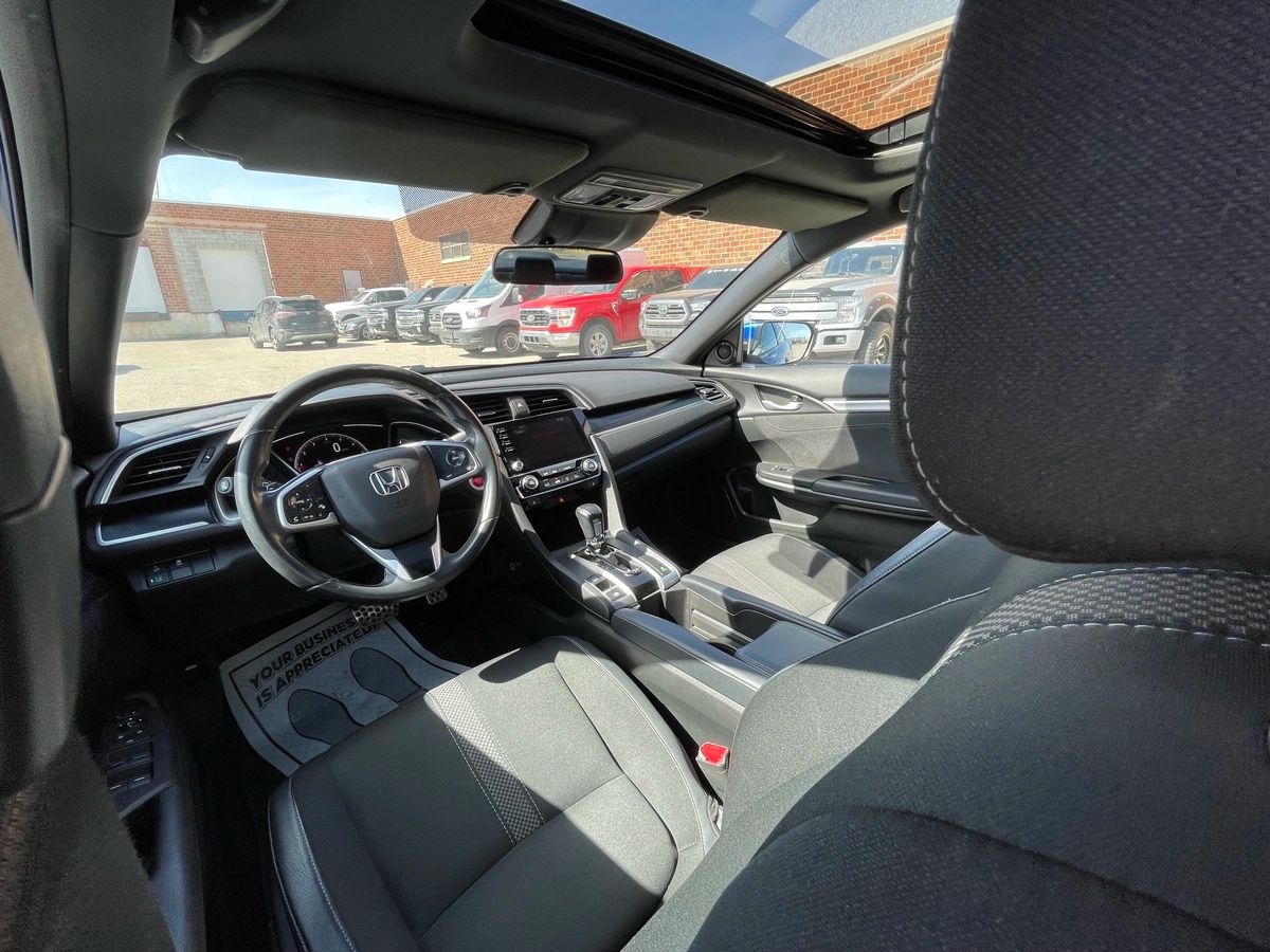 2019 Honda Civic Sedan - Image 16