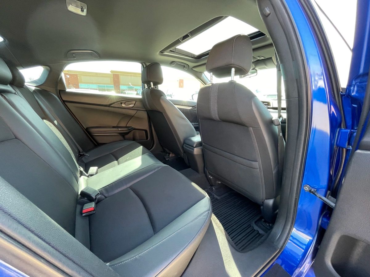 2019 Honda Civic Sedan - Image 17