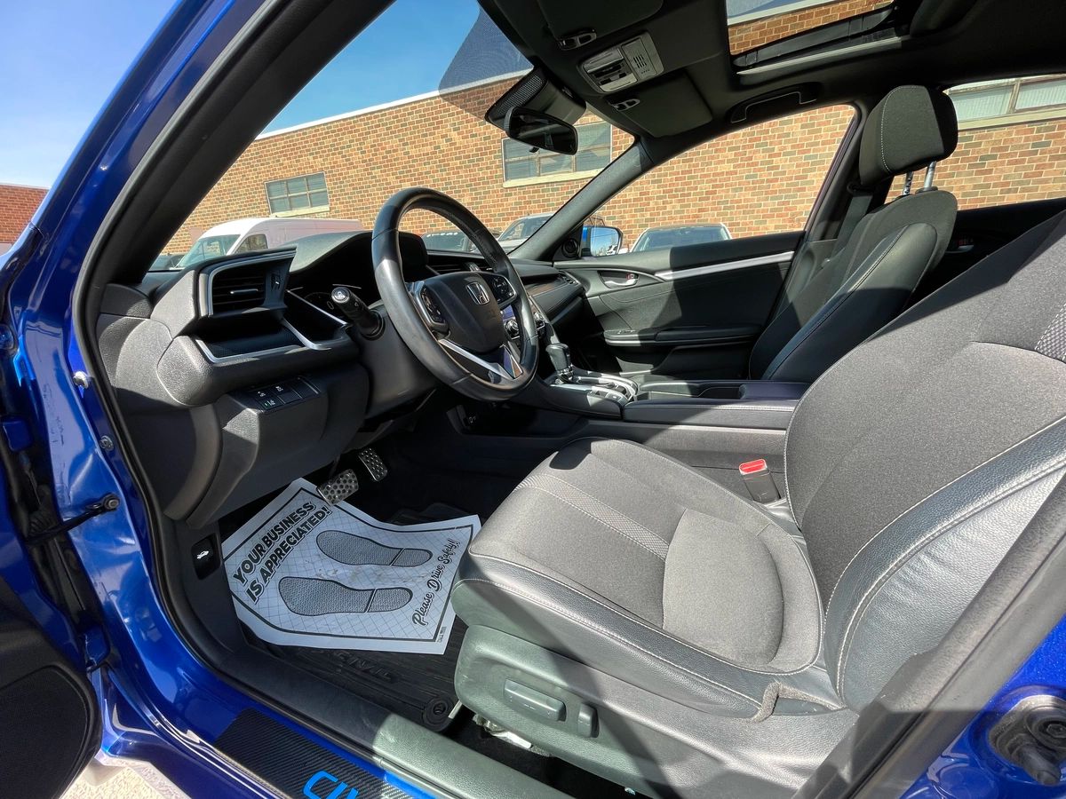2019 Honda Civic Sedan - Image 11