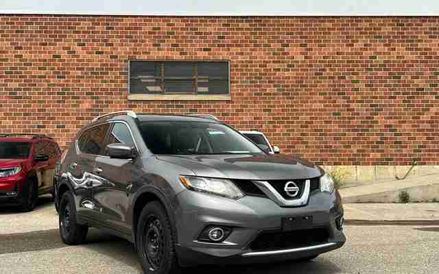 2016 Nissan Rogue SL - Request more images