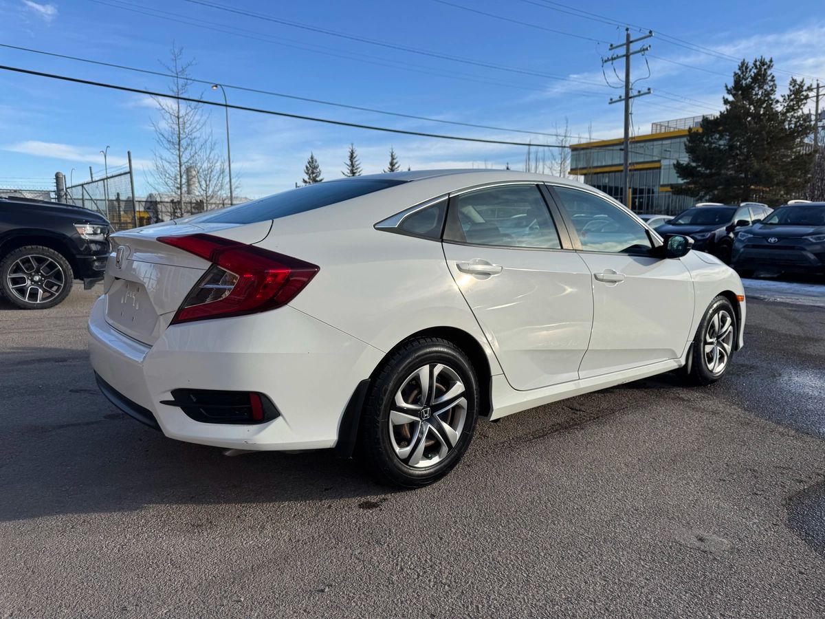 2018 Honda Civic Sedan - Image 5