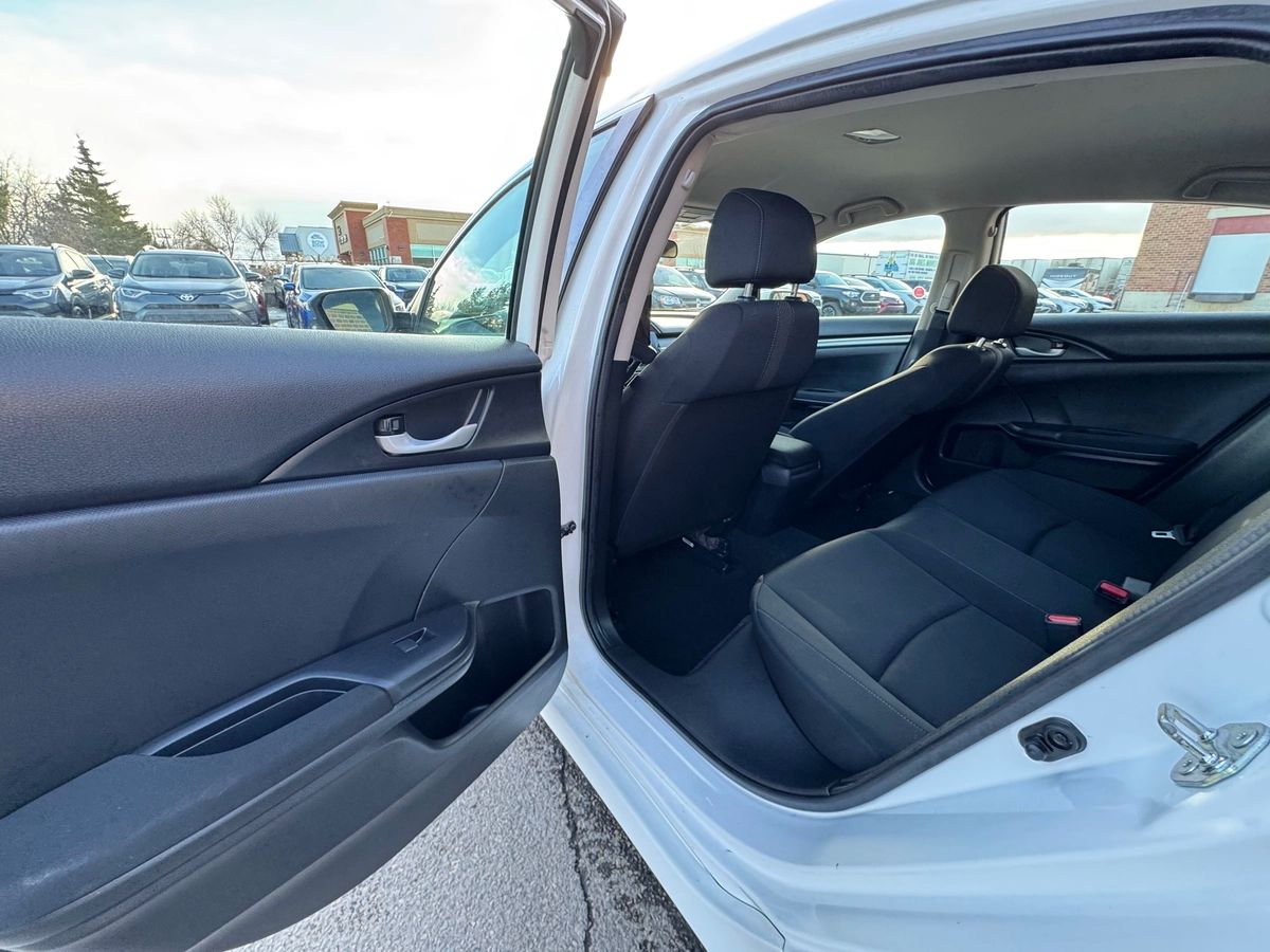 2018 Honda Civic Sedan - Image 16