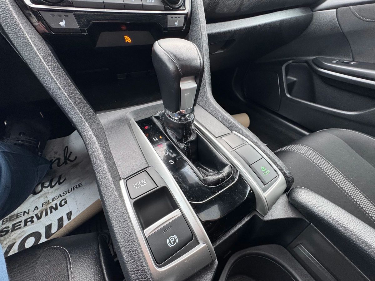 2019 Honda Civic Sedan - Image 14