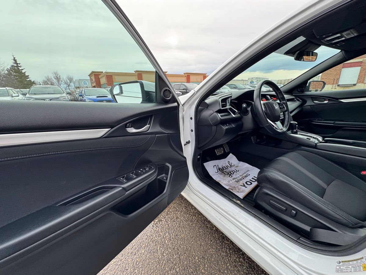 2019 Honda Civic Sedan - Image 12