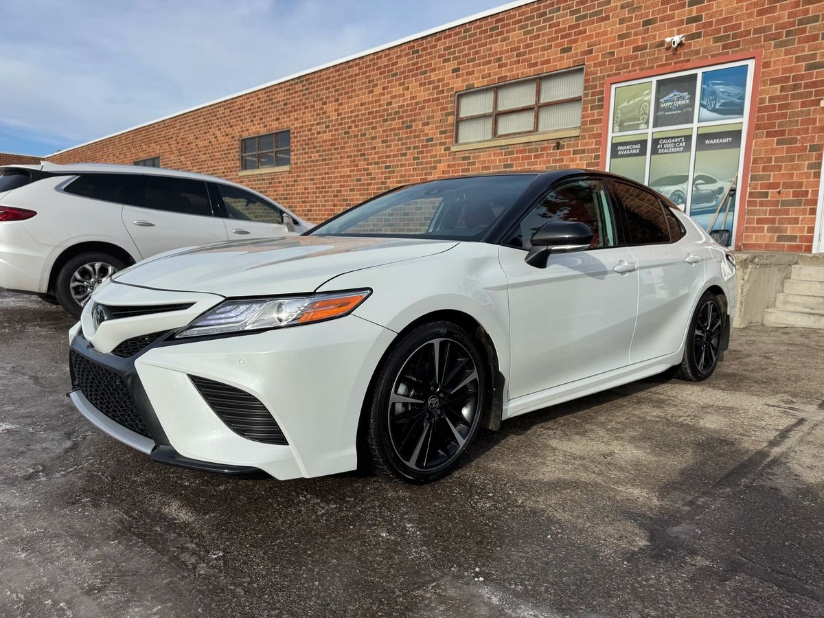 2020 Toyota Camry - Image 9