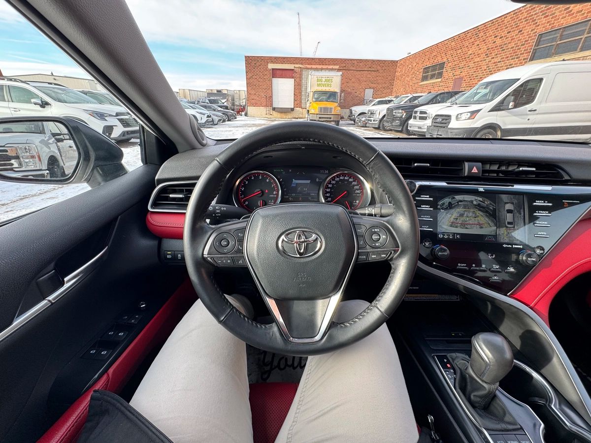 2020 Toyota Camry - Image 27