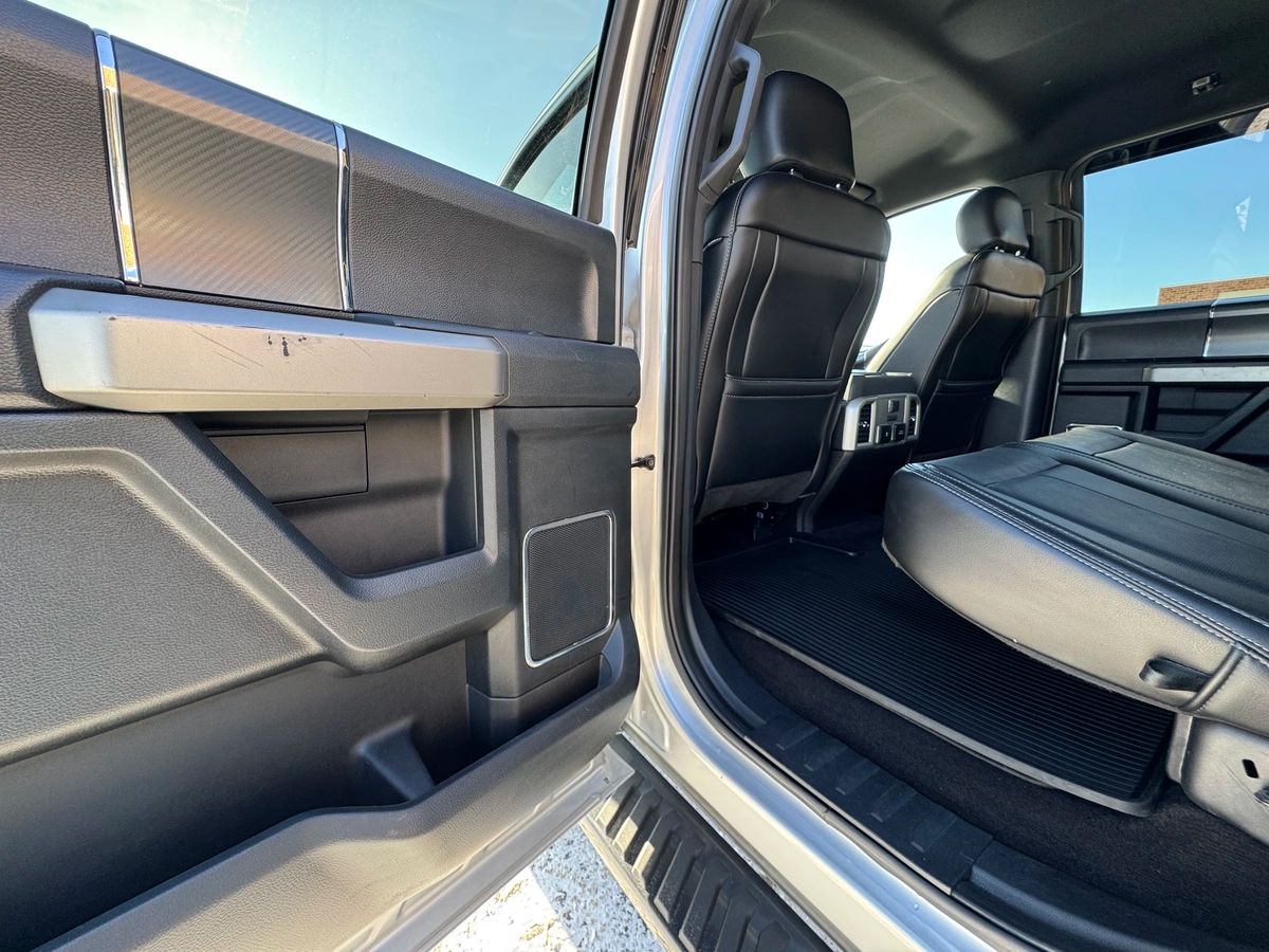 2019 Ford F-150 - Image 16