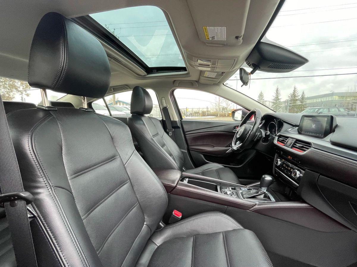 2017 Mazda Mazda6 - Image 25