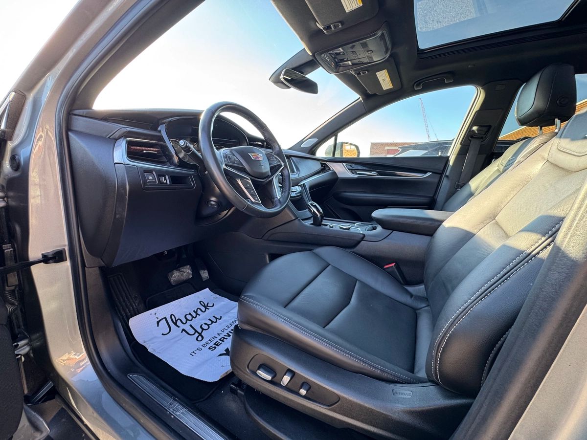 2023 Cadillac XT5 - Image 12