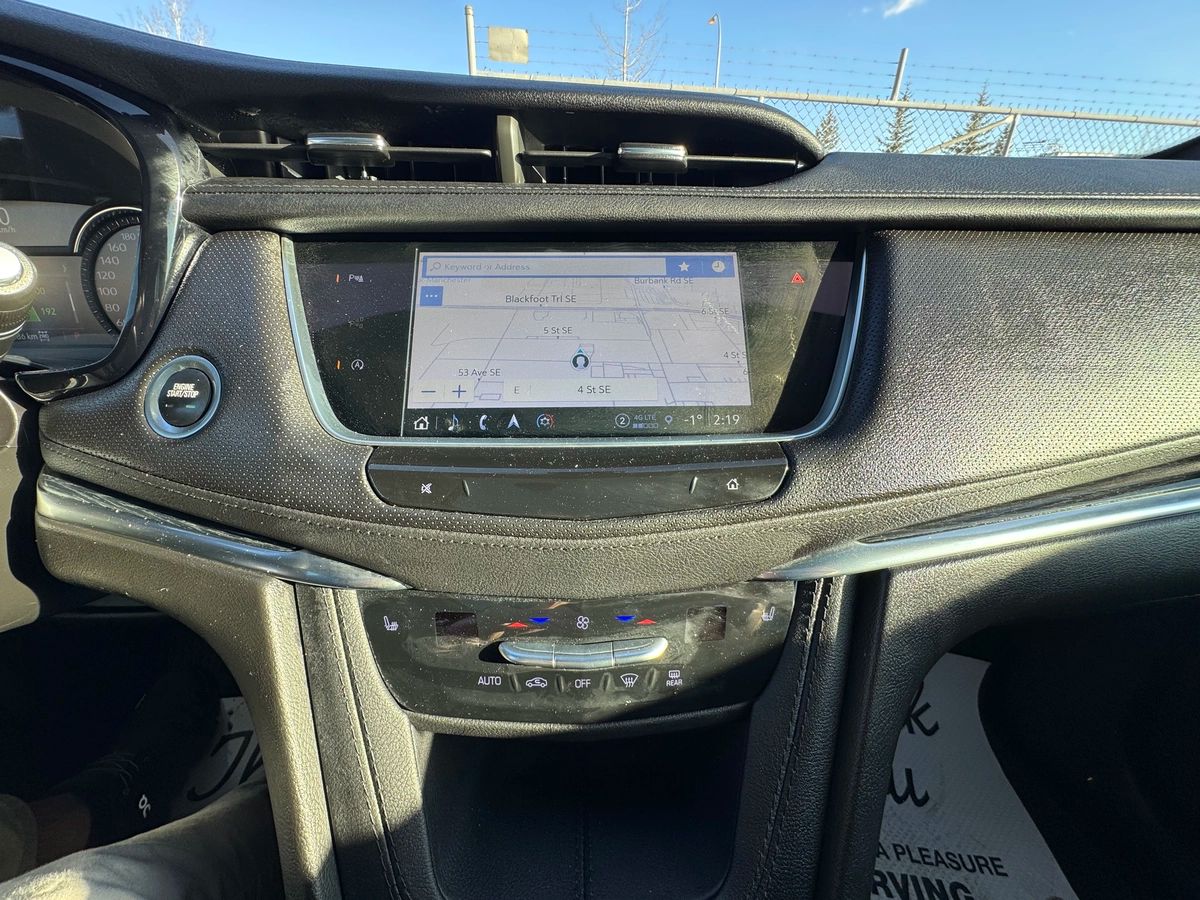 2023 Cadillac XT5 - Image 30