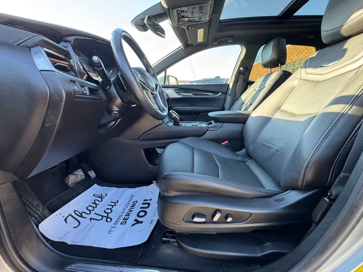 2023 Cadillac XT5 - Image 13