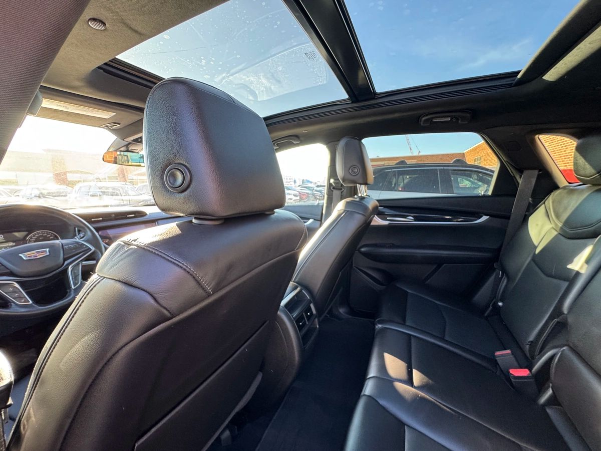 2023 Cadillac XT5 - Image 18